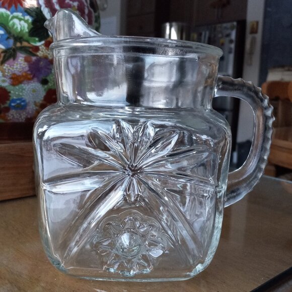 Vintage Anchor Hocking Clear Starburst Pattern Square Pitcher - Picture 1 of 16